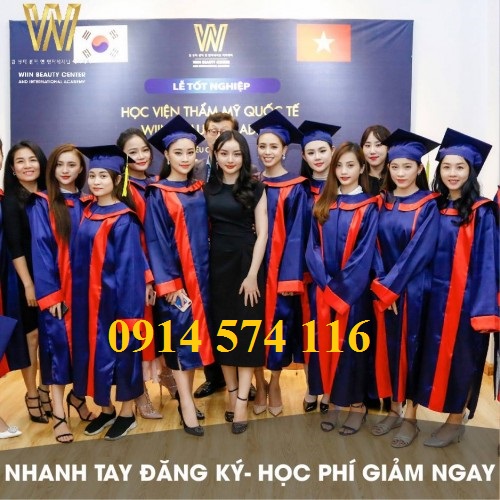 Thuê áo cử Nhân tốt Nghiệp trung tâm Spa